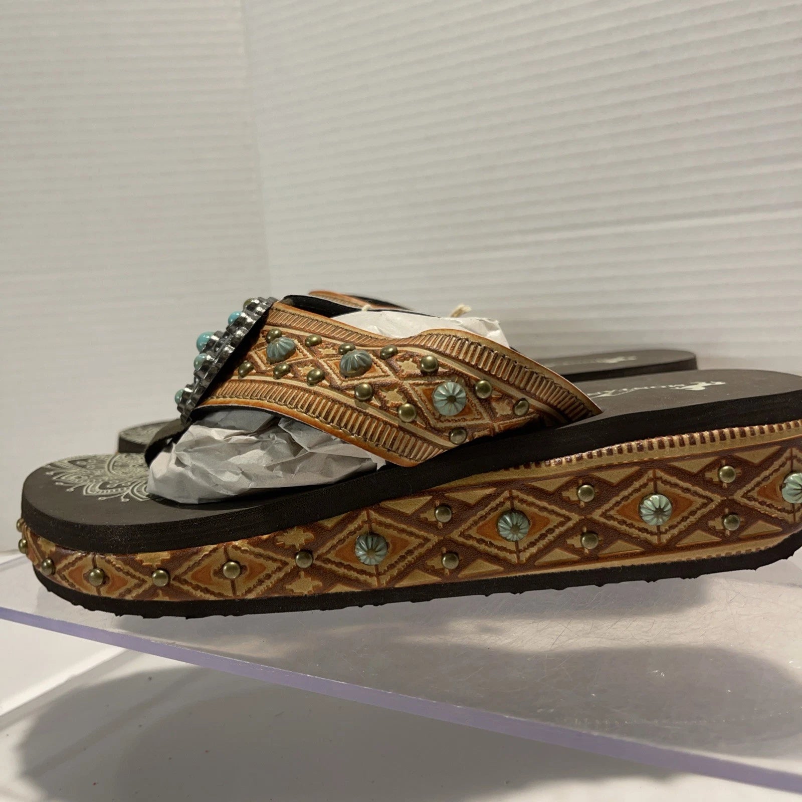 Montana West Tan/Brown Embossed Studs Western Style Wedge Sandals Sz8-8.5