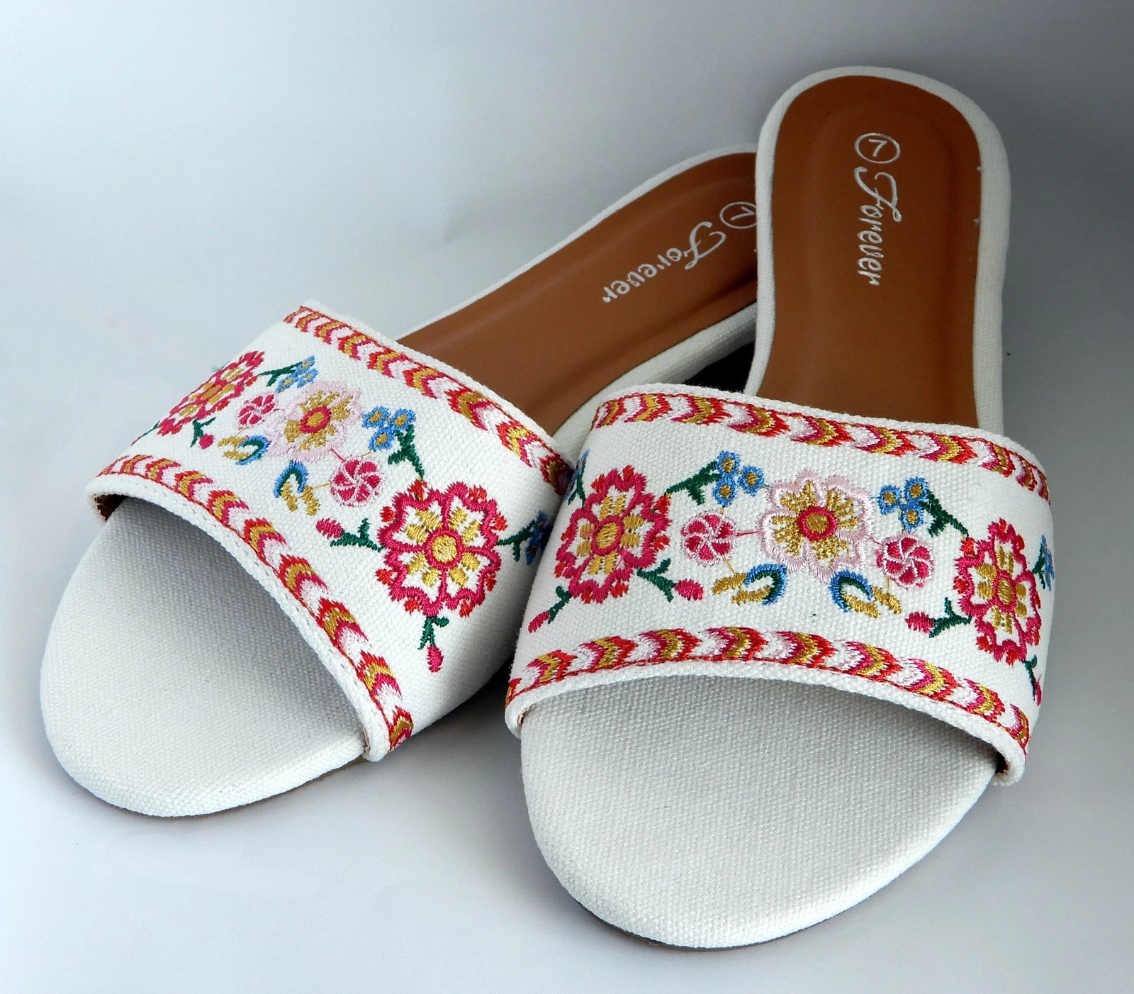 New Fashion Embroidered Slippers Sandals Size 6~10