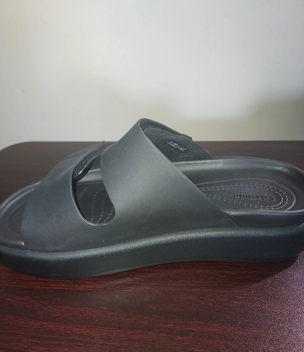 Crocs Women's Brooklyn Luxe Sandals sz 7  Slides Straps Comfort  Black