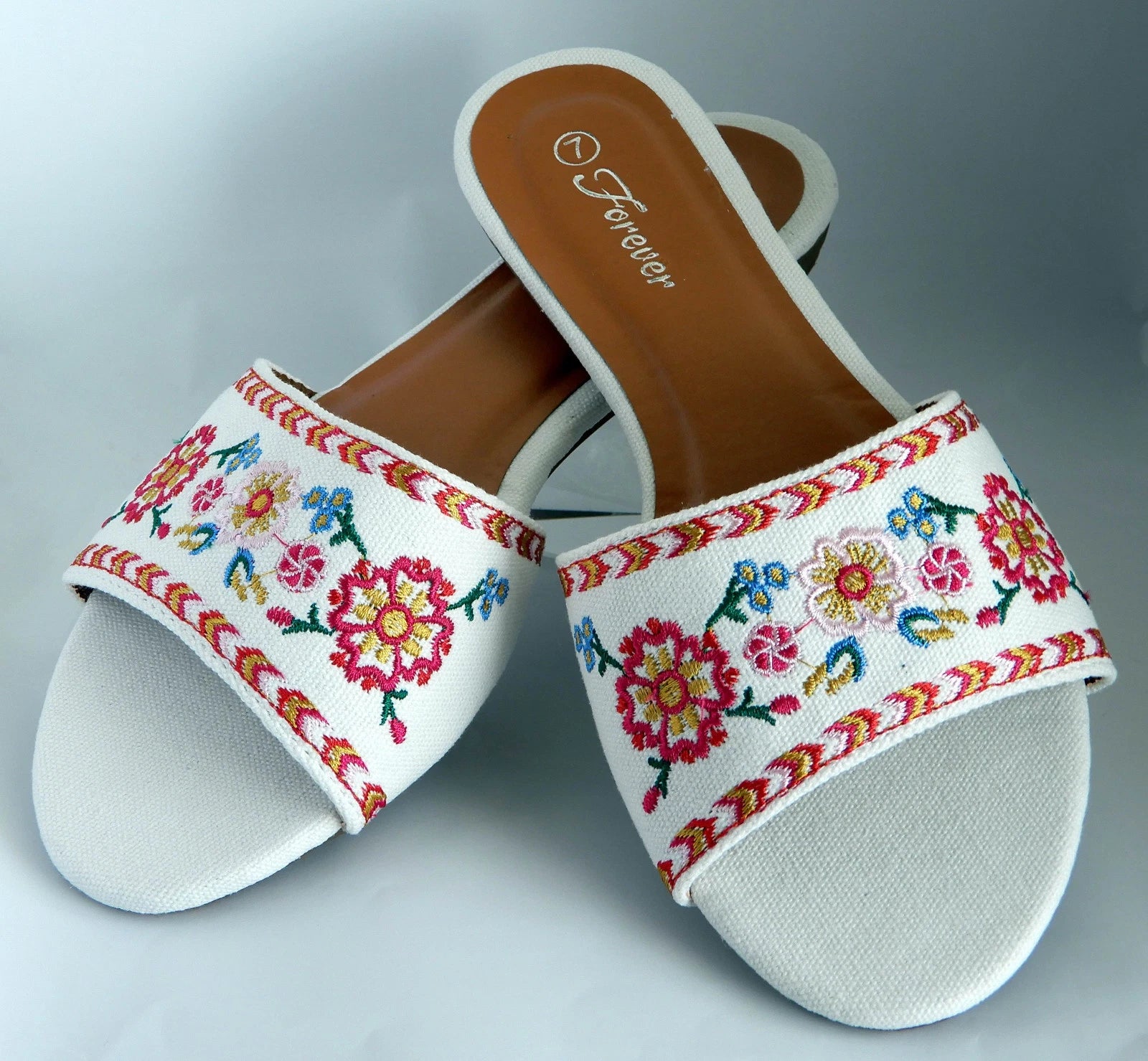 New Fashion Embroidered Slippers Sandals Size 6~10