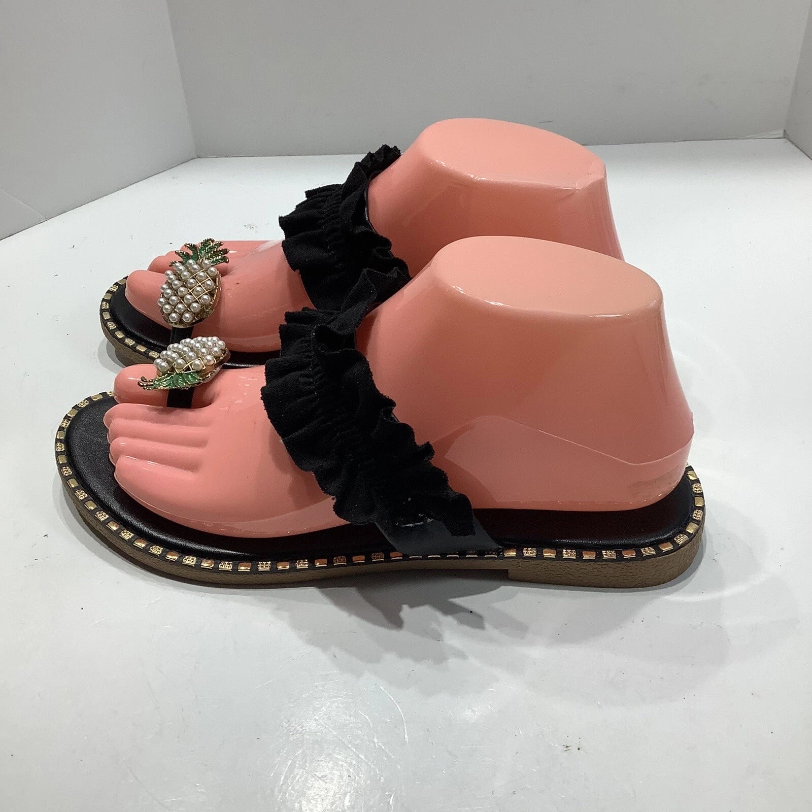 Women‘s Blk. Fashion Casual Ring Toe Pineapple Flat Slippers Slides Shoes Sz 8M