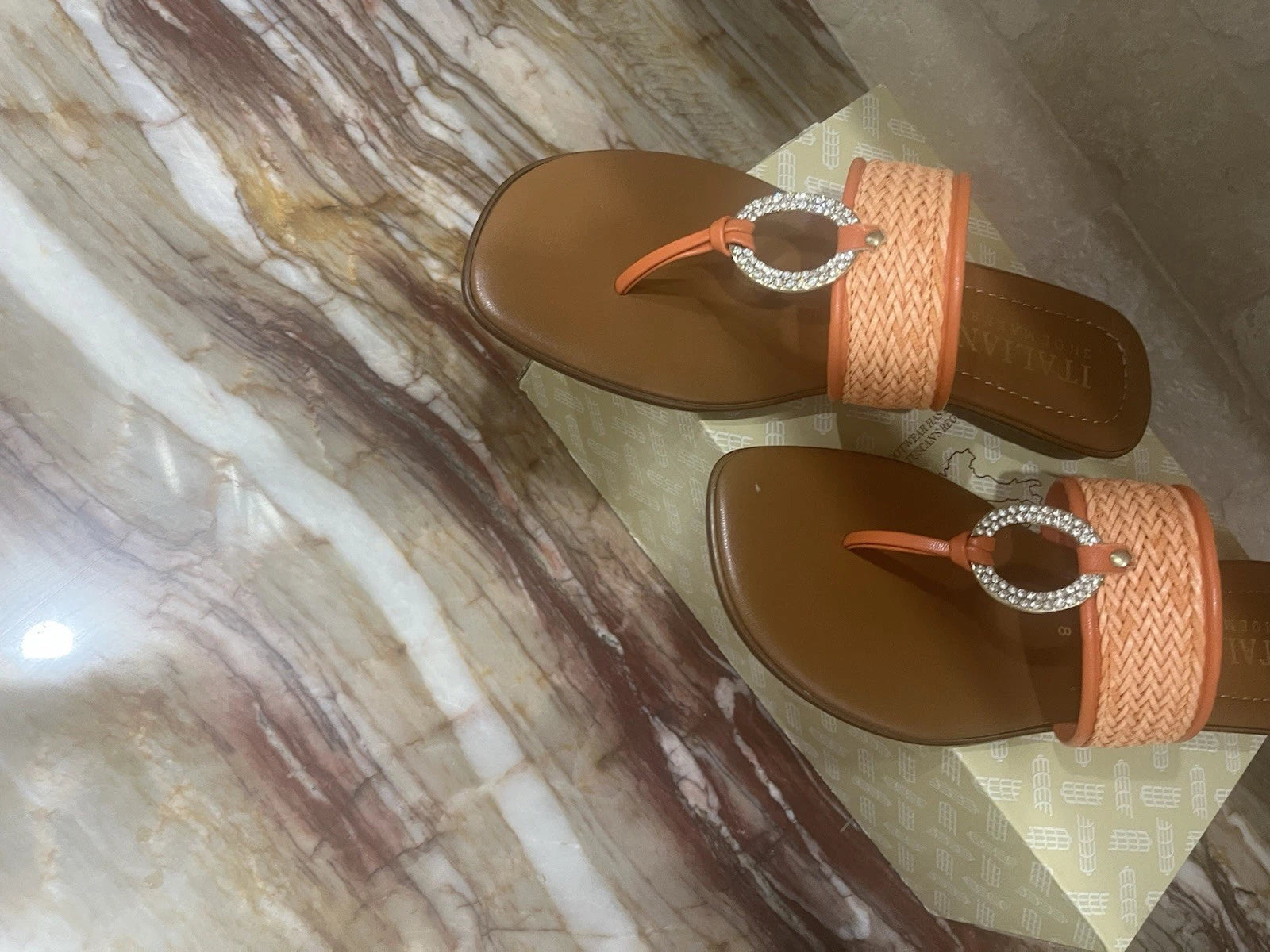 Women’s flip-flop sandals made in Italy style luckie size 8