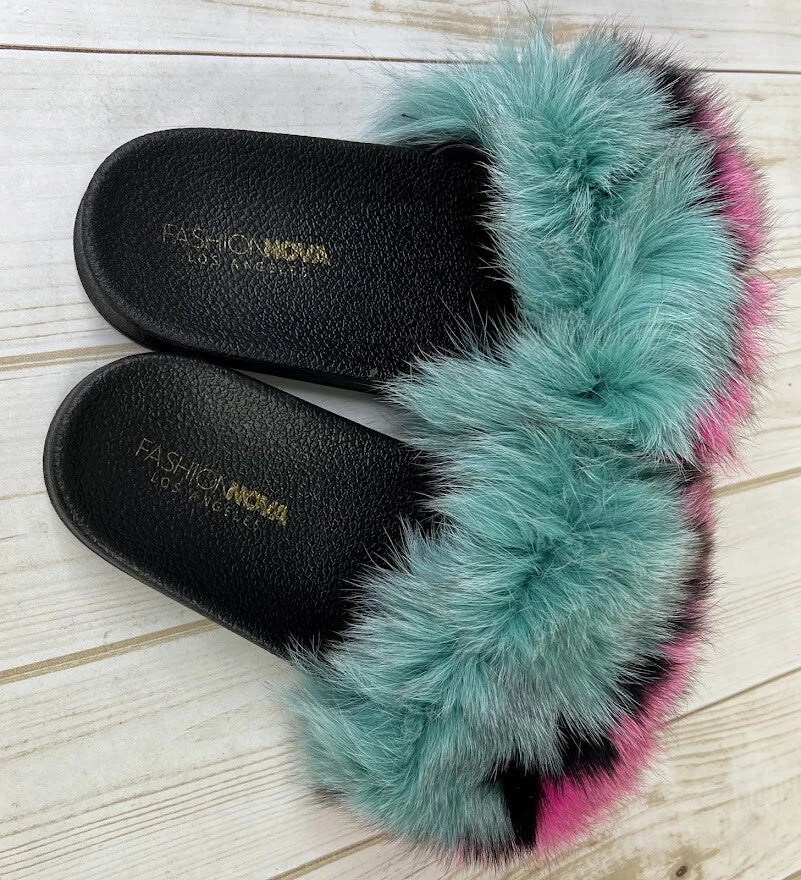 New Fashion Nova Women's Casino Rainbow Baby Slides Size 8 Faux Fur NWB