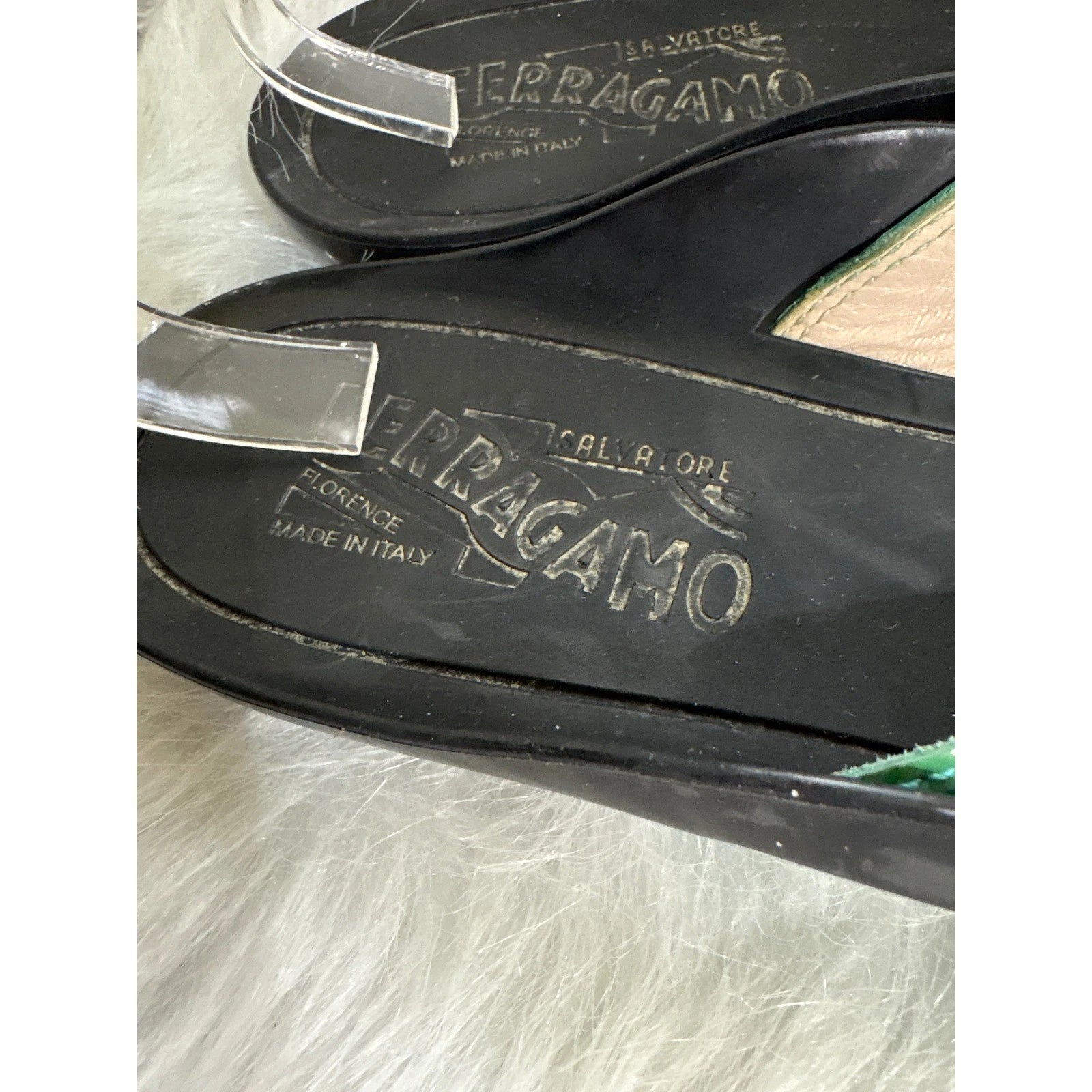 Salvatore Ferragamo Women's Sandals Thong Slide Leather Green Patent Size 8