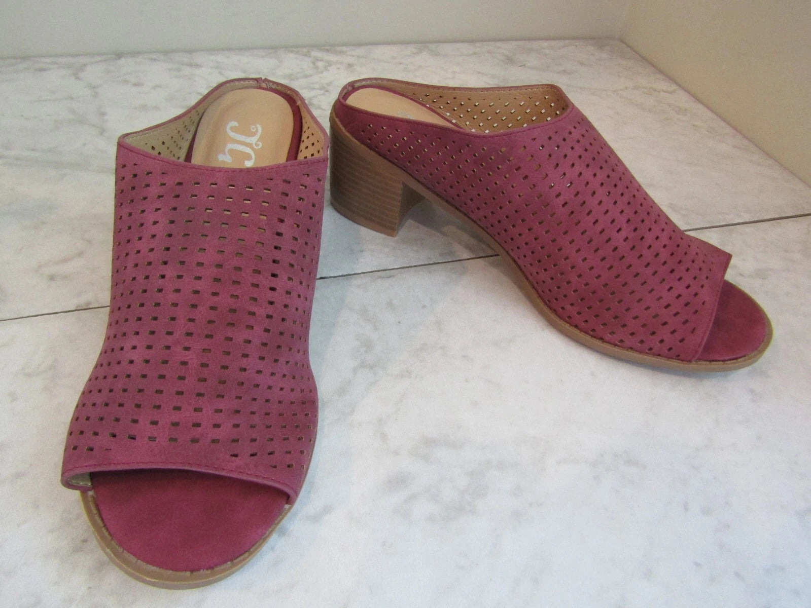 NIB Journee Collection Ziff Red Slides Sandal Shoes Women's Size 7.5 M