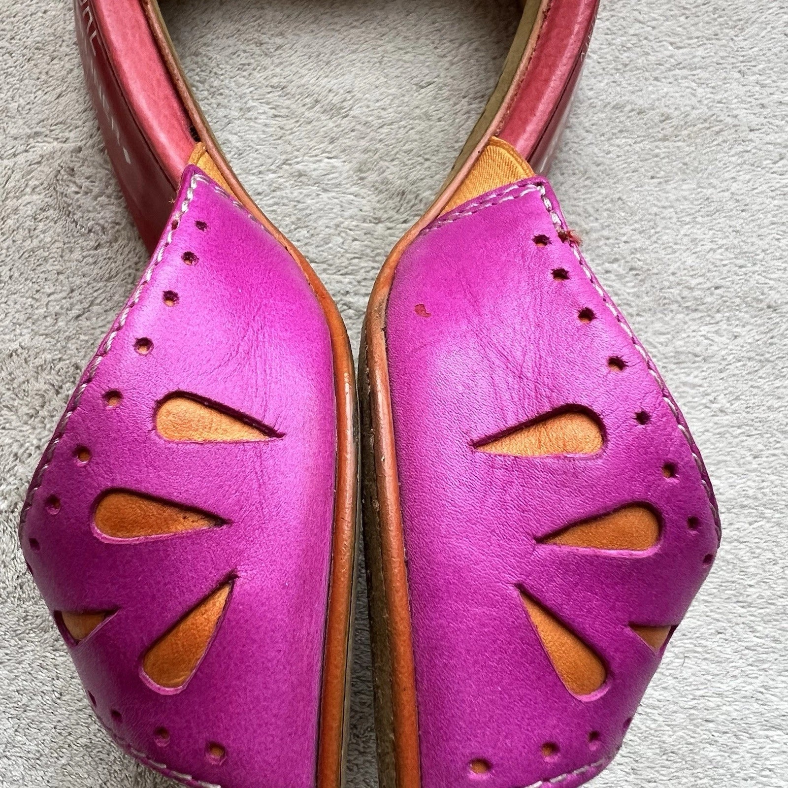 Donald J Pliner Fuschia Pink Orange Leather Kitten Heeled Sandals Women 6.5 Pop