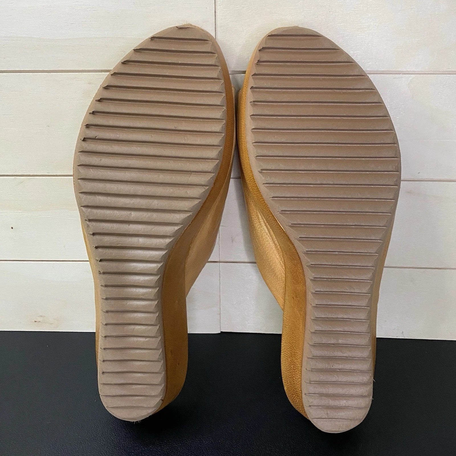 Sesto Meucci Slides Sandals Women's Size 9 N Shoes Tan Leather Platform Wedge