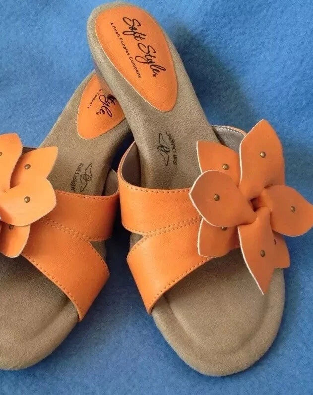 Soft Style Keira Orange Slide Sandal Flower 6M