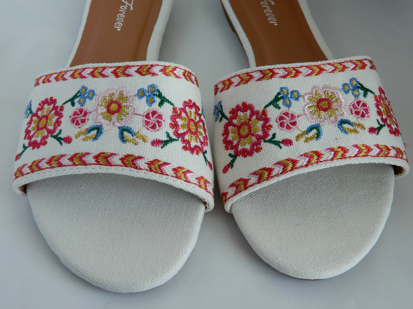 New Fashion Embroidered Slippers Sandals Size 6~10