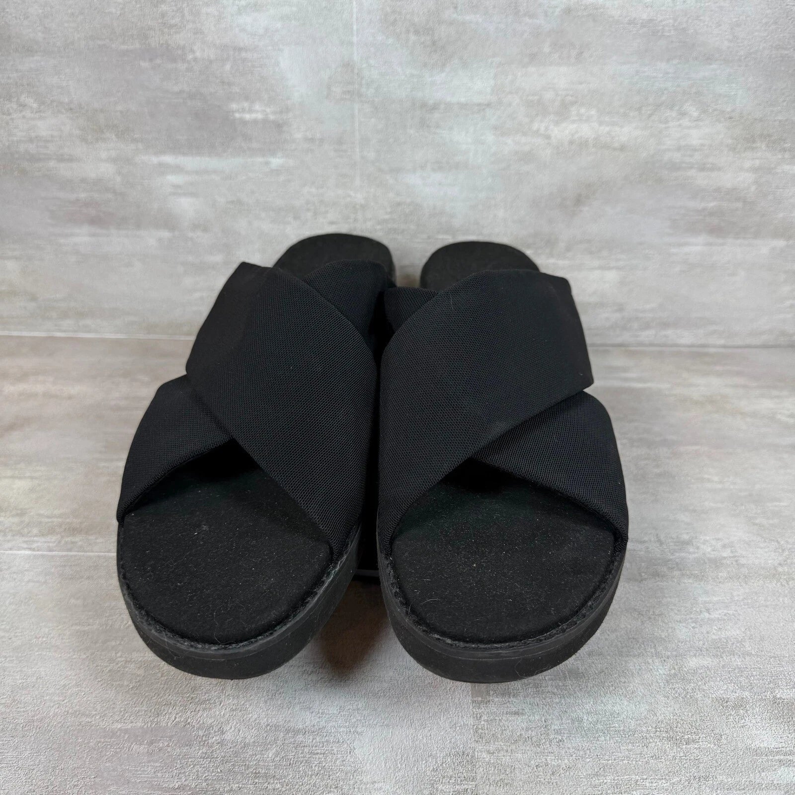 Munro Black Comfort Slide Sandals DEKKIE Criss Cross Cushioned Everyday Size 12