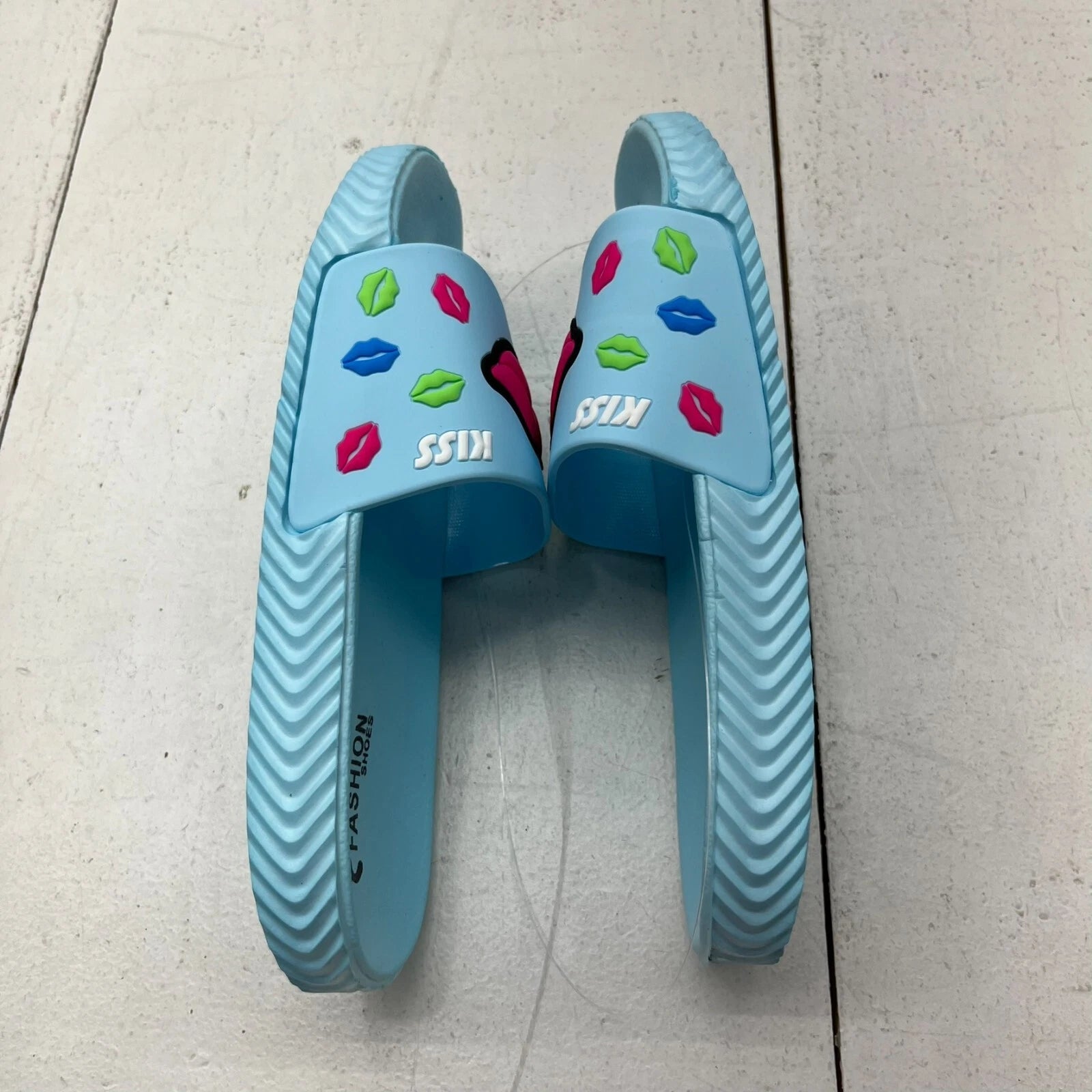 Fashion Shoes Blue Kiss Lips Slides Women's Size 8 NEW