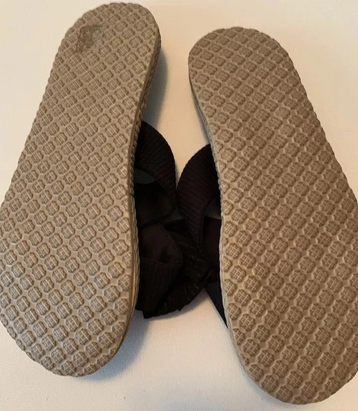 Women Black Bow Decor Straps Slides Fashionable Toe Flat Sandals Size 5.5 US