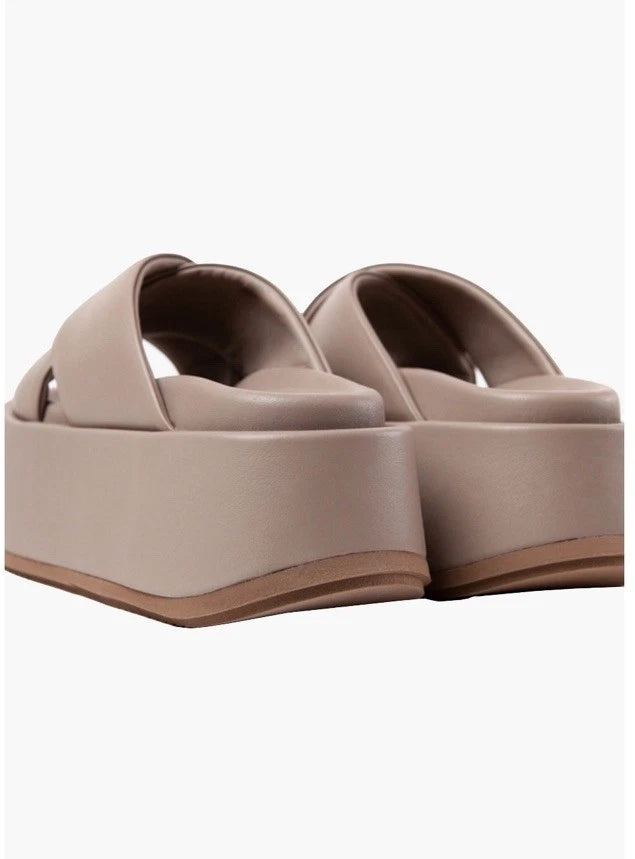 Paloma Barcelo Adit Platform Sandals Women's 40 / 10 Taupe Leather Slide $375