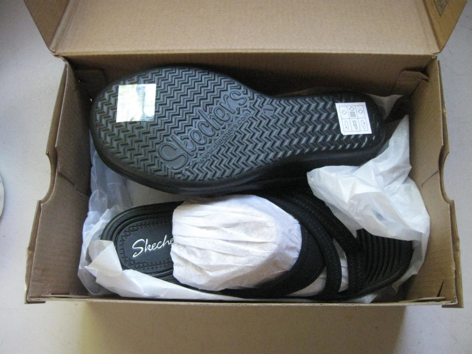 Cali From Skechers Vegan SIZE 7 BUMBLERS BUEATIFUL PEOPLE SEE PICS FREE RETURNS