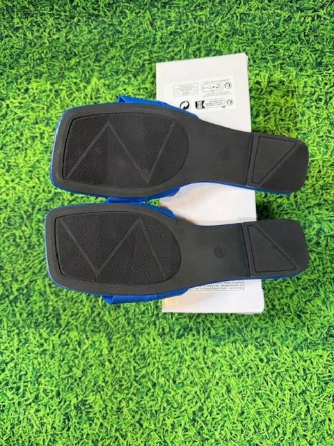 NEW-Women's Fashion slip on blue sandals 8.5