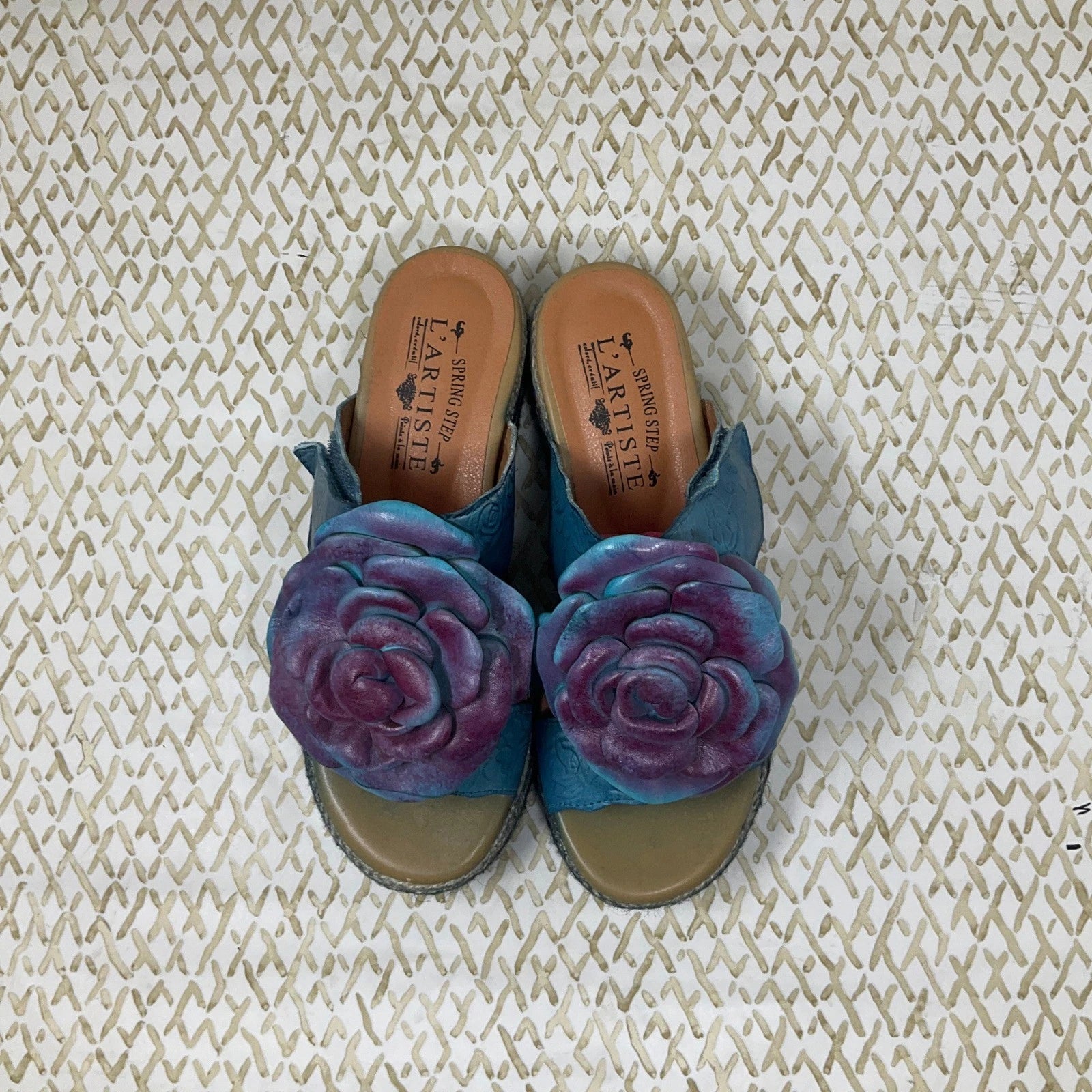 L'Artiste by Spring Step Leather Floral Slide Platform Sandals Size 37