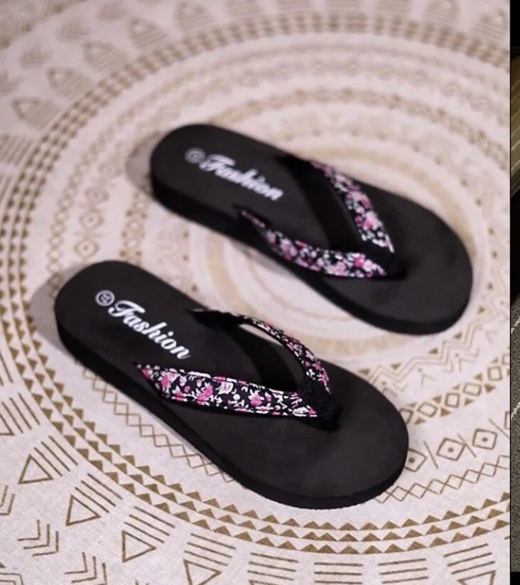 Fashion Flower Print Platform Lightweight & Breathable Slides Slippers Size 9.5