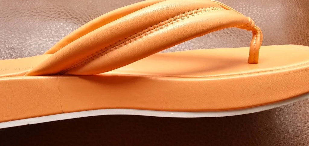 Nine West Flip Flop Style Orange Sandal Women's Size 8.5