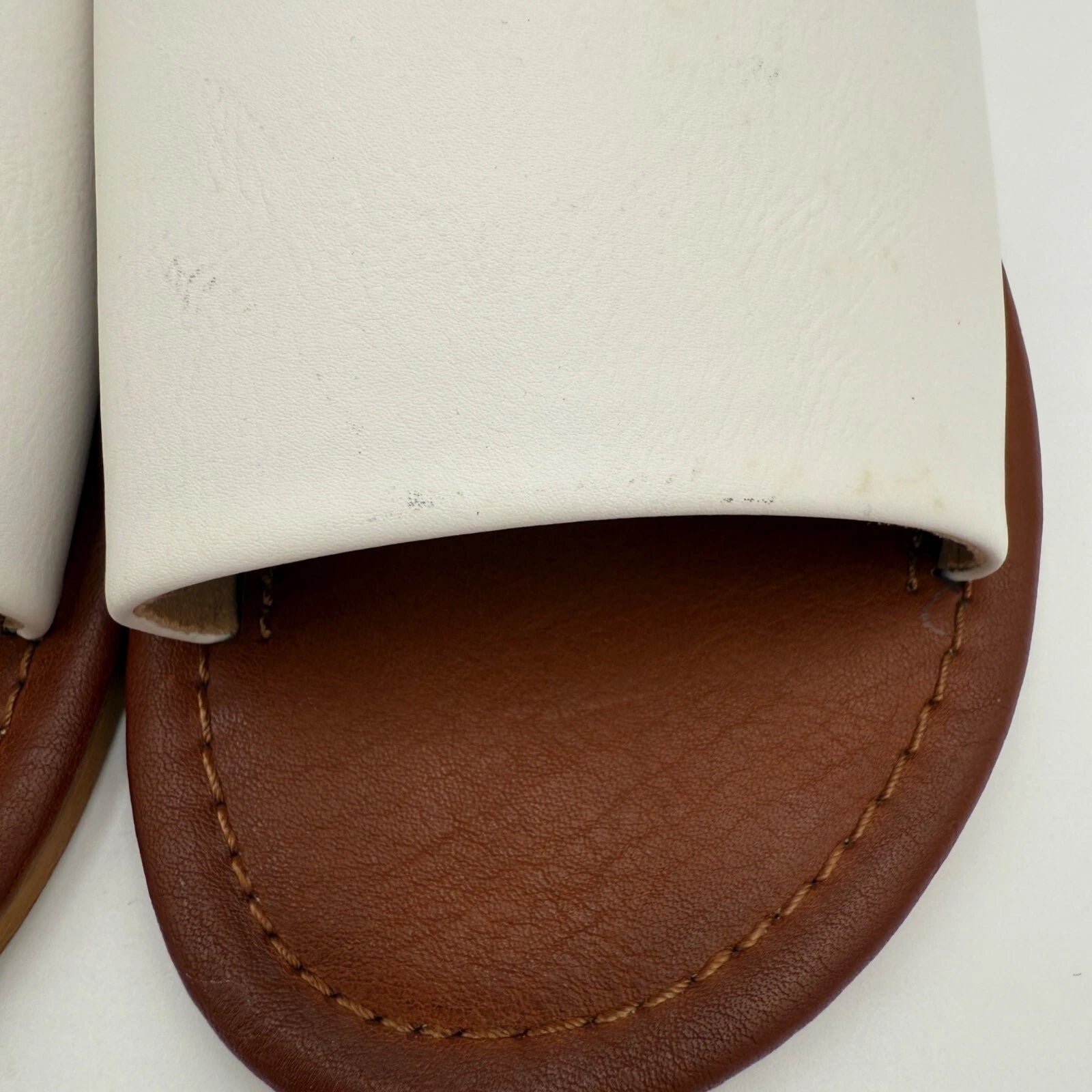 Beast Fashion White Leather Slip-On Slide Sandals Casual Summer Size 6.5