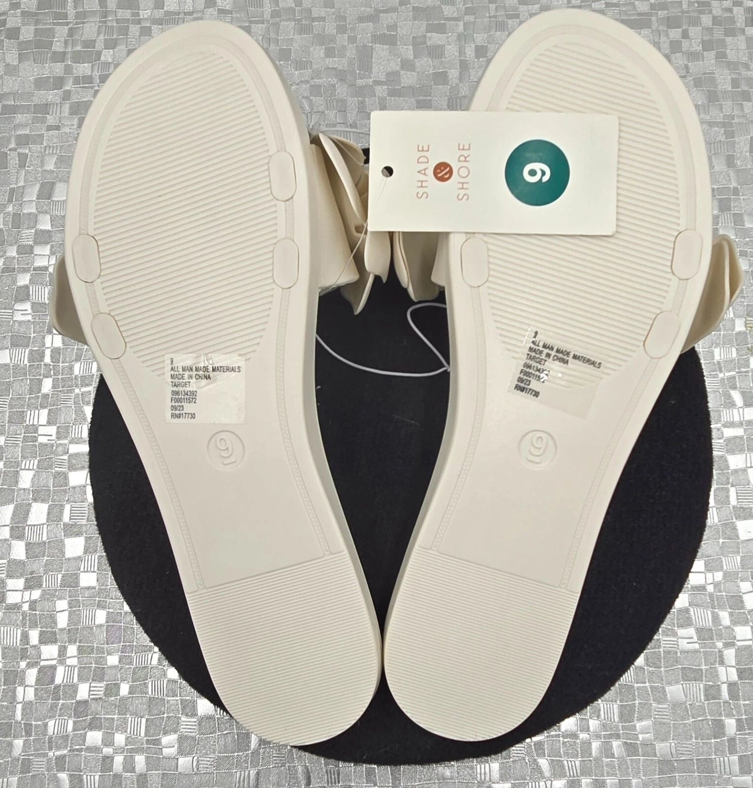 Shade & Shore Floral Slide on Women's Sandals Cream Jelly Style Size 9 - New