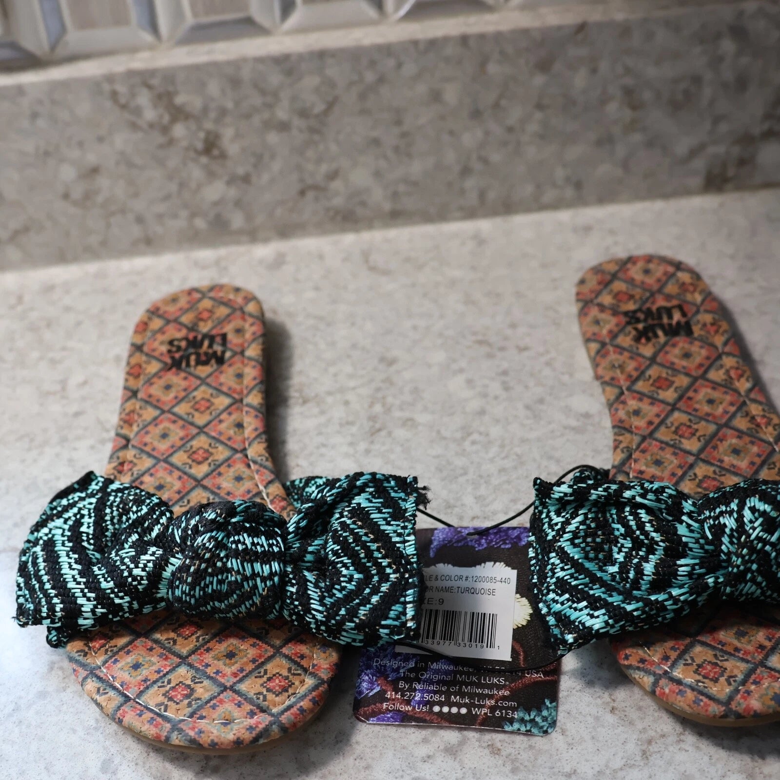 Muk Luks Womens Slide on Bow Tied Top Tropical Style Sandals Size 9 NEW