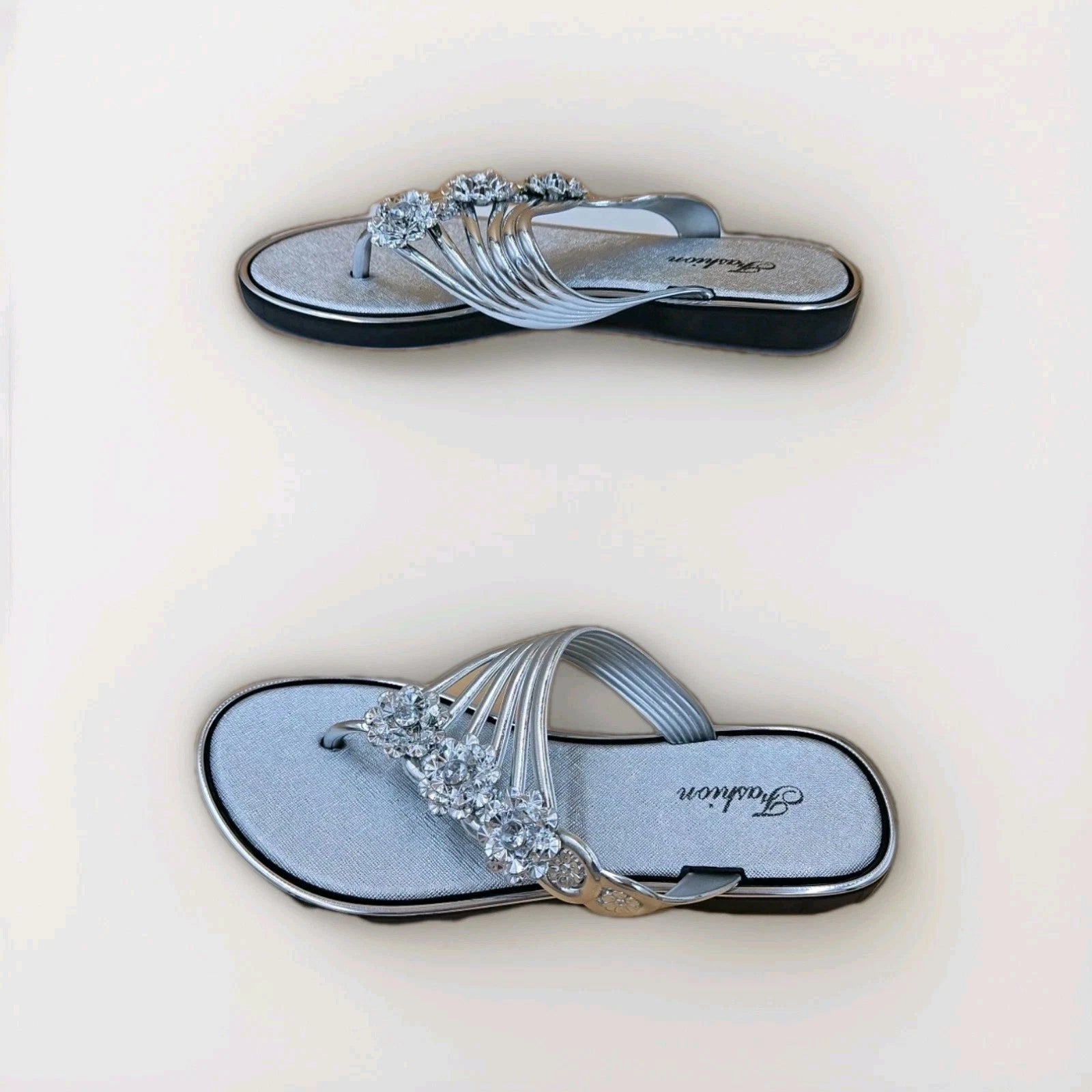 Women's Fashion Silver Sandals Size 37 Pre-Owned
