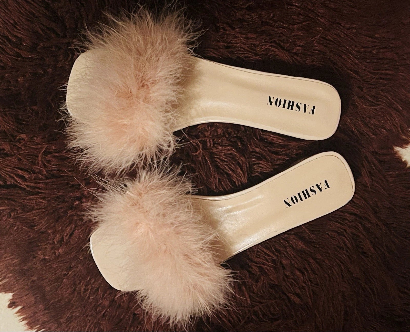 Women’s Flirty Pink Maribou Slides