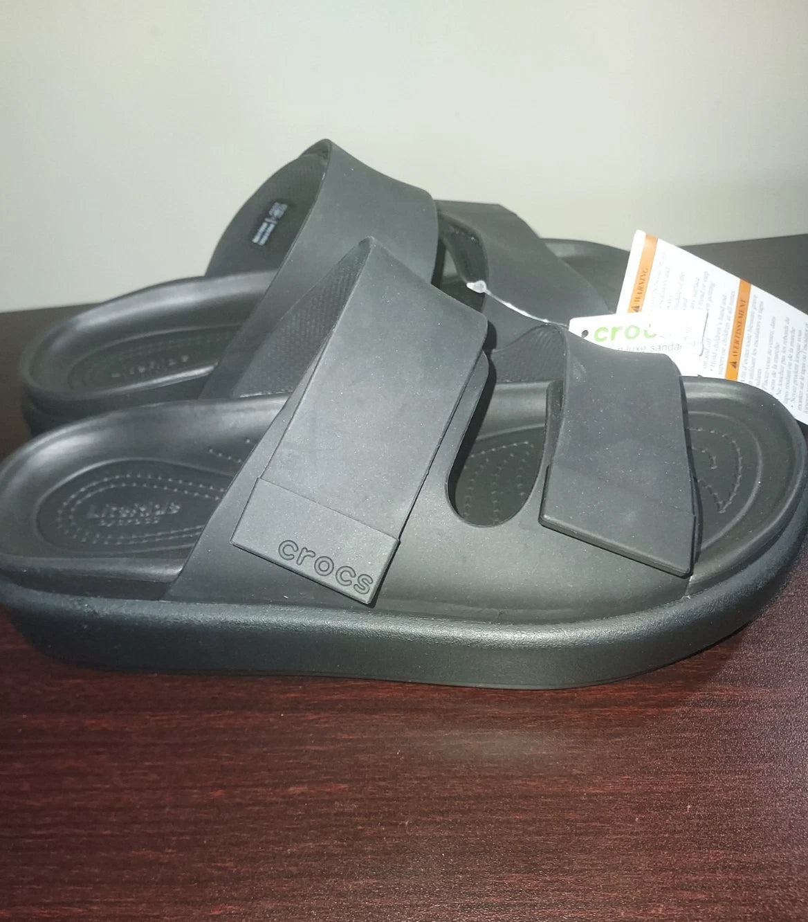 Crocs Women's Brooklyn Luxe Sandals sz 7  Slides Straps Comfort  Black