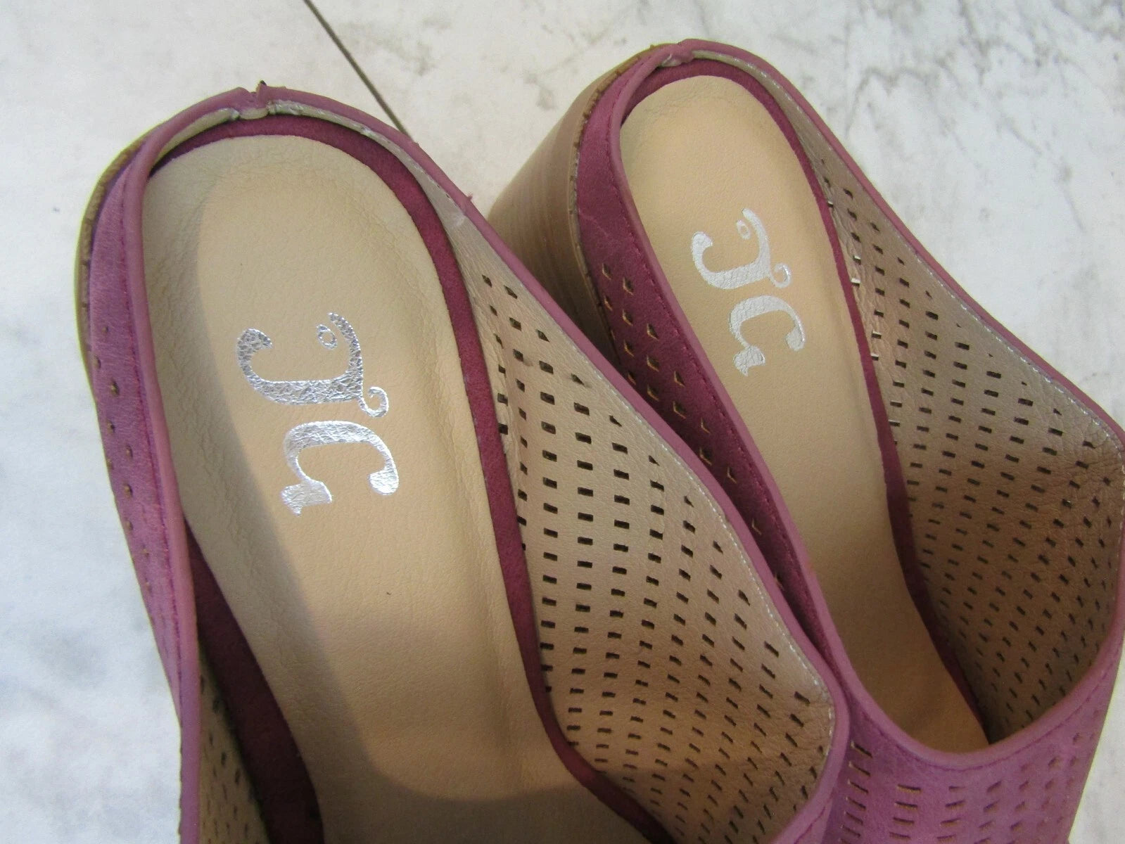 NIB Journee Collection Ziff Red Slides Sandal Shoes Women's Size 7.5 M