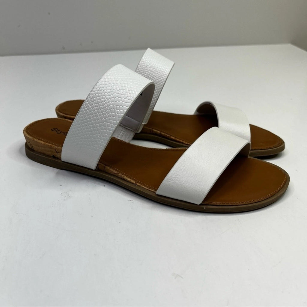 Style & Co Elliee Flat Cushioned sandals white NIB - 5.5