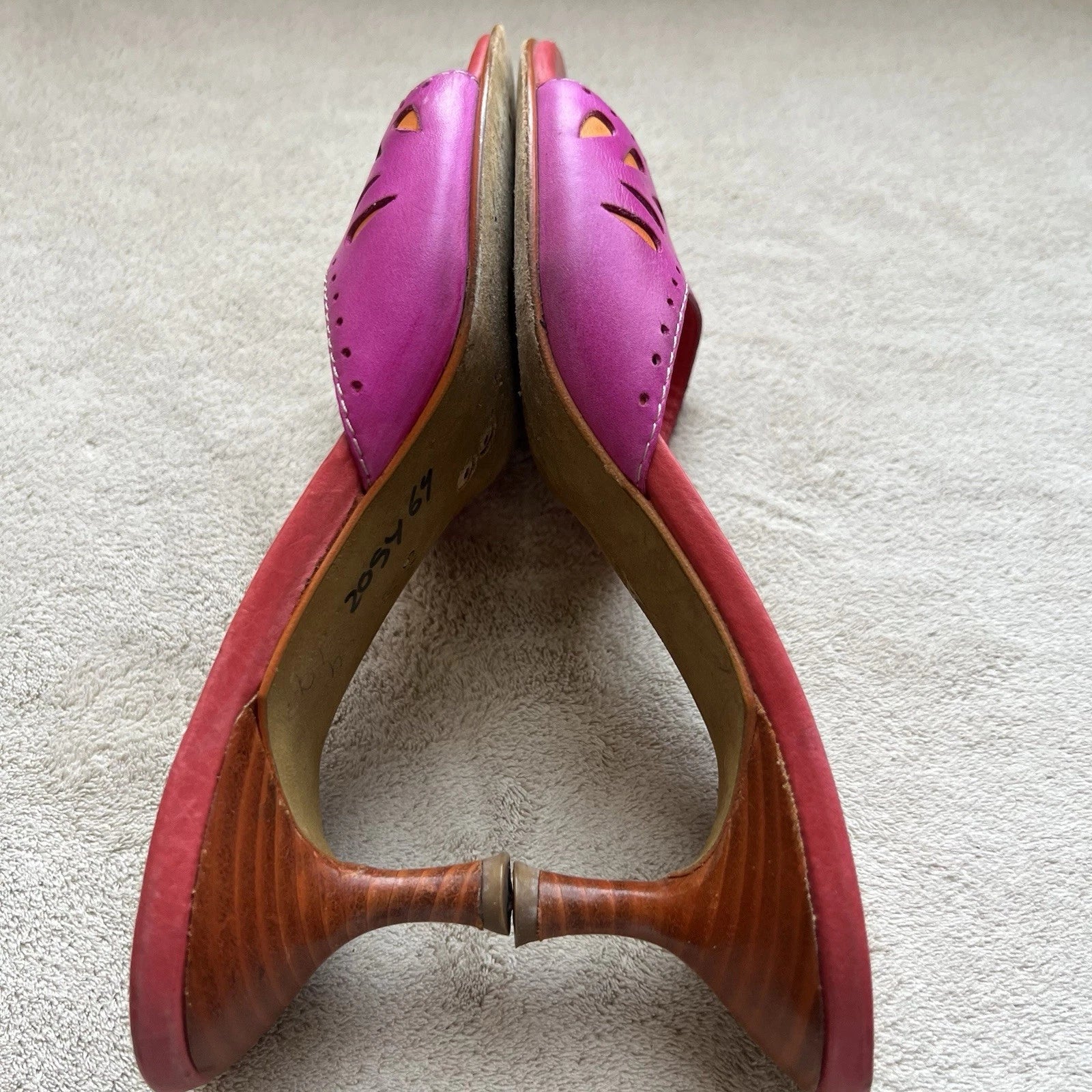 Donald J Pliner Fuschia Pink Orange Leather Kitten Heeled Sandals Women 6.5 Pop
