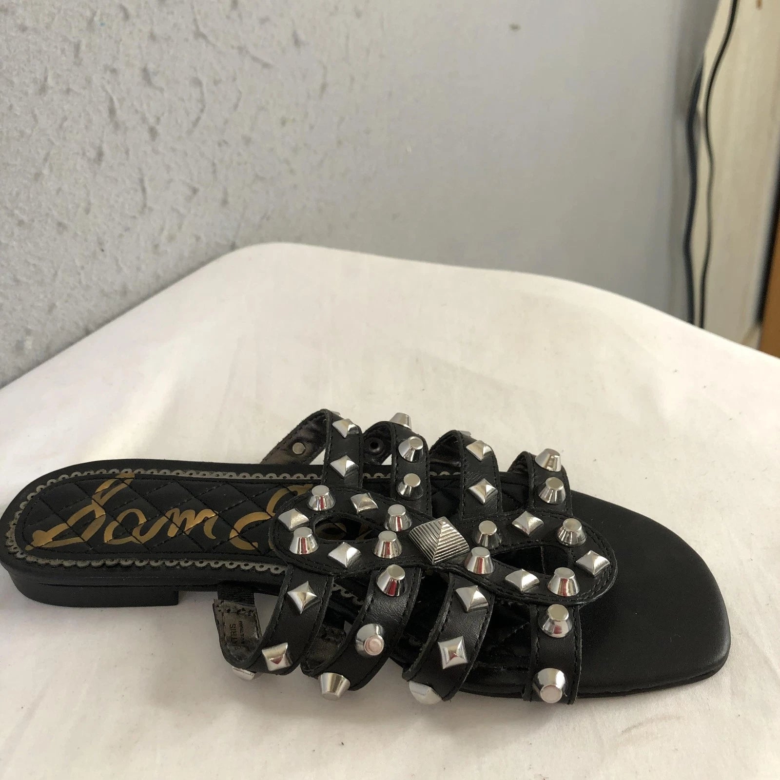 Sam Edelman Shoes Womens Size 7.5 Black Studded Leather Slides Sandals BEATRIS