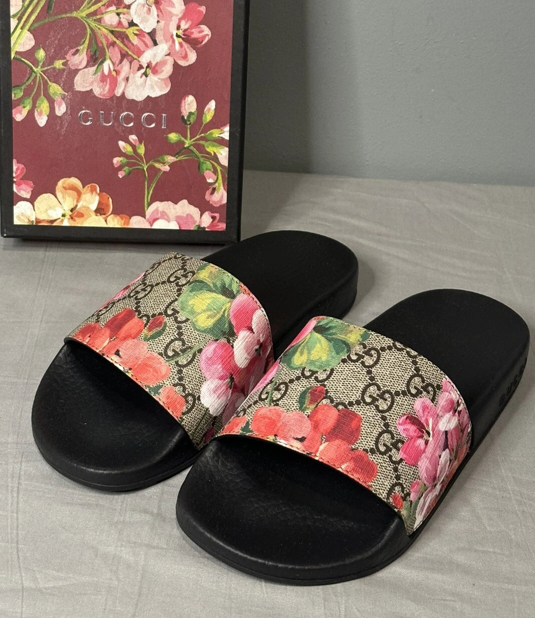 Gucci GG Bloom Supreme Floral Slides Women’s Size 34 (US 4) Authentic