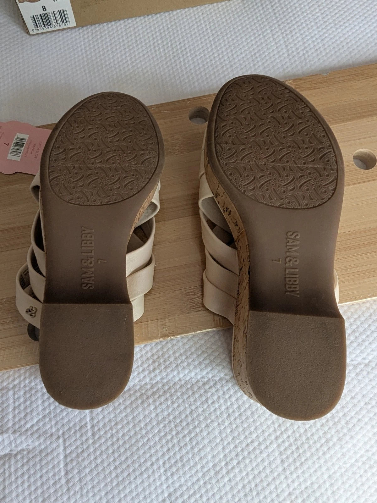 Sam & Libby Womens Cayla Ivory Faux Leather Cork Wedge Slide Size 7 Sandals