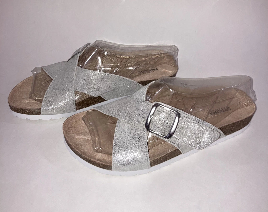 Sonoma Silver Suede Buckle Slide Footbed Sandals Size 7.5 Style Tarragon NEW