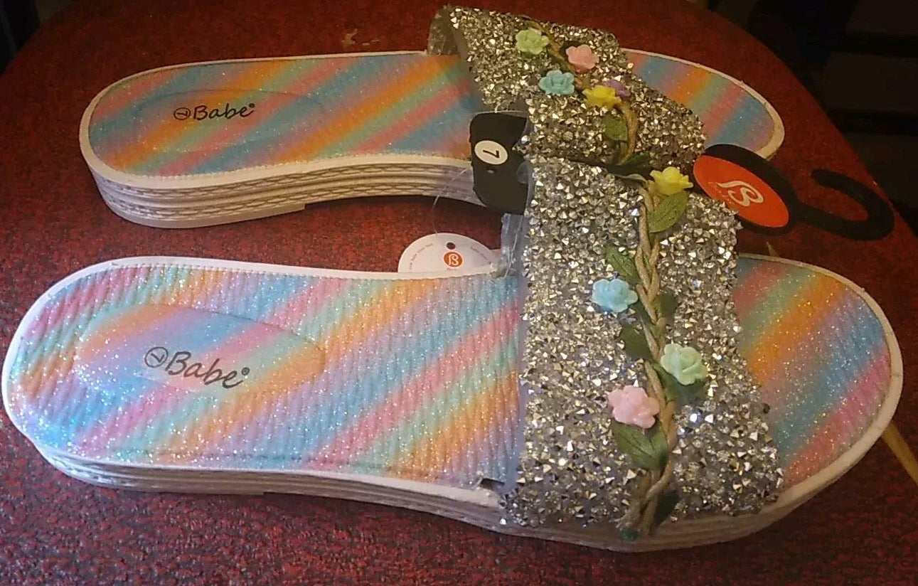Babe's Rainbow Floral Gray Fashion Women's Slides Slippers Size 7 (BRAND NEW)