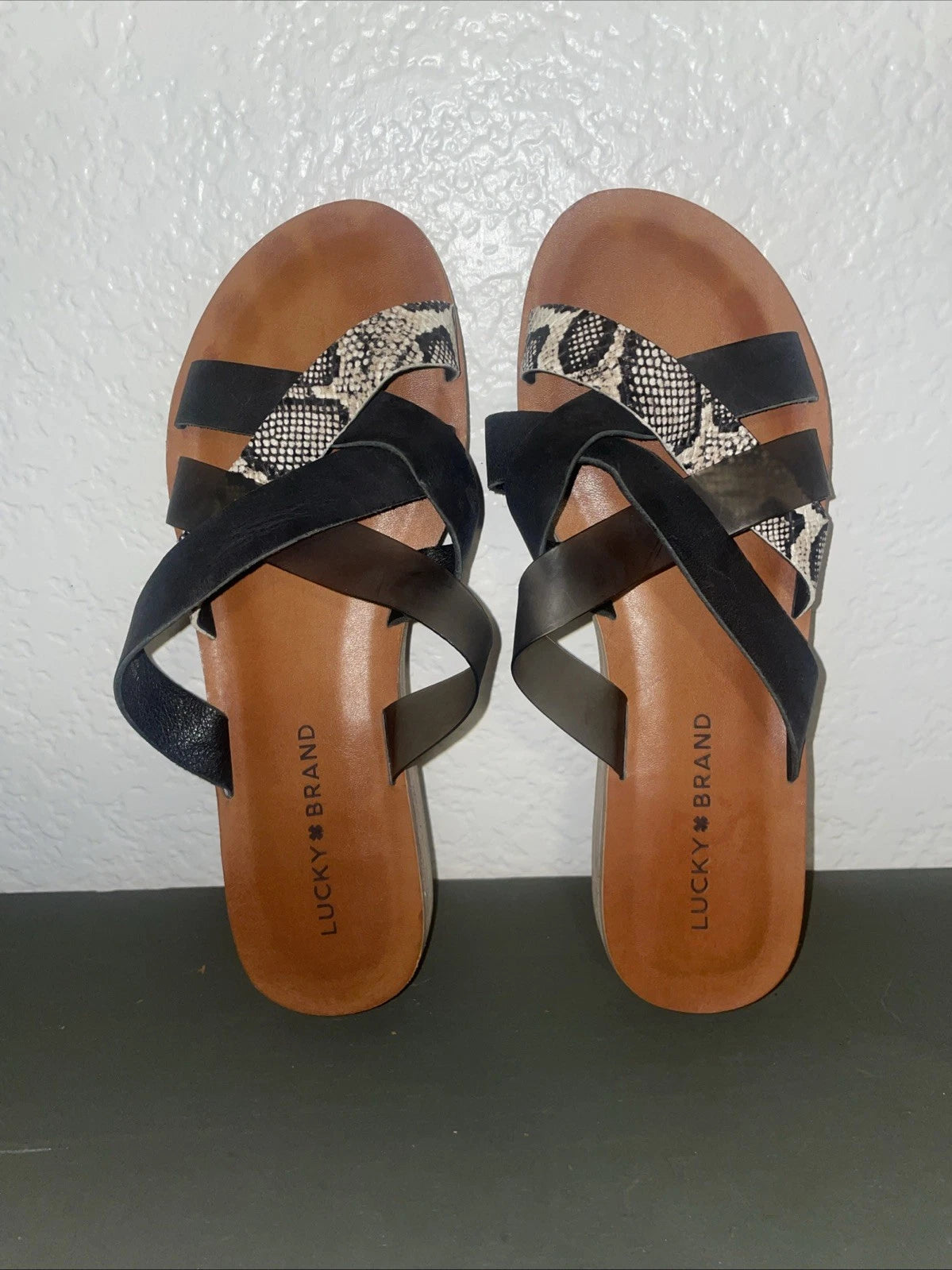 Lucky Brand Women’s Strapped Snake print Sandal Size 7M