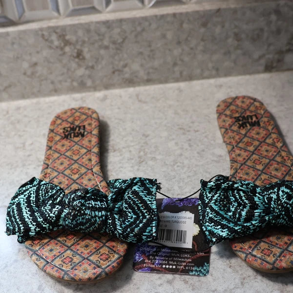 Muk Luks Womens Slide on Bow Tied Top Tropical Style Sandals Size 9 NEW