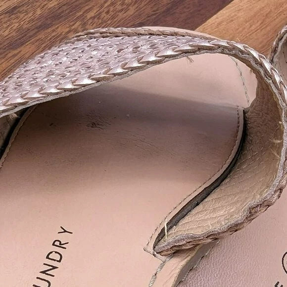 Chinese Laundry Moonshine Slide Sandals 9 Leather Rose Gold Woven Top Flat Comfy