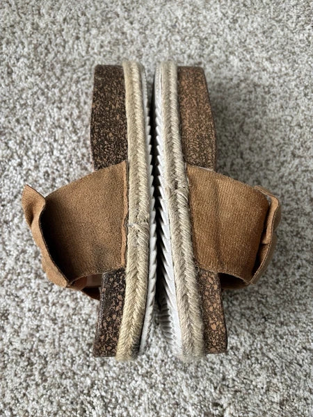Chic-Casual: Tan Bow-Knot Slide Sandals for Effortless Style Size 9US/ 40EU
