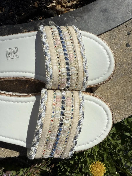Summer Fashion Slides Sandals Women’s Size 10-10.5  New White Bling 1.25” Sole