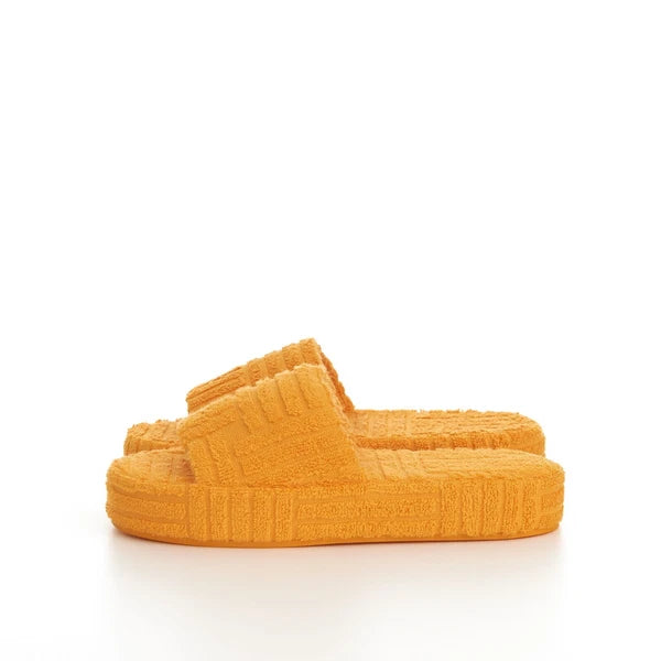 BOTTEGA VENETA 600$ Sponge Slide Sandals - Tangerine Orange Cotton & Rubber