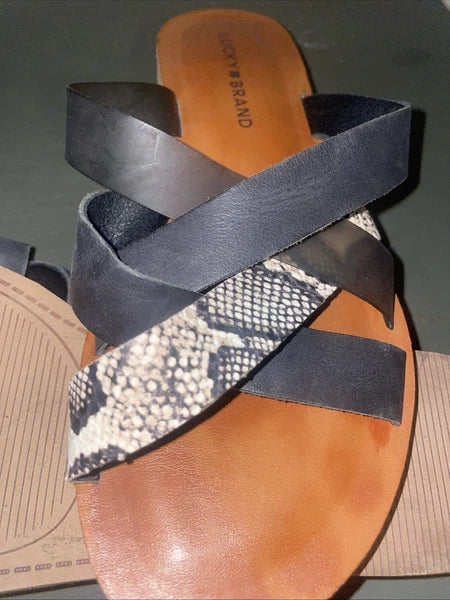 Lucky Brand Women’s Strapped Snake print Sandal Size 7M