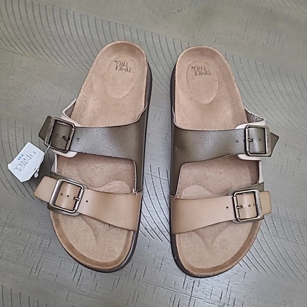 Time And Tru Buckle Stap Birk Style Tan/Green Sandal Size 10 New With Tag