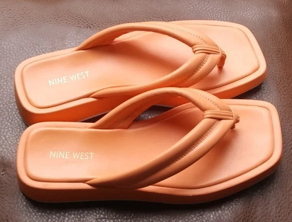 Nine West Flip Flop Style Orange Sandal Women's Size 8.5