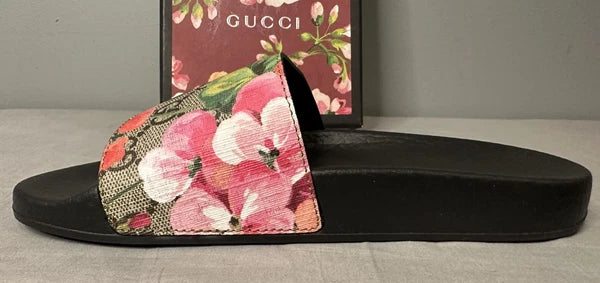 Gucci GG Bloom Supreme Floral Slides Women’s Size 34 (US 4) Authentic