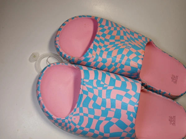 EVA Style Sandals Size 11 Pink/blue  Wild Fable NWT Open Toe Slip-on Confortable