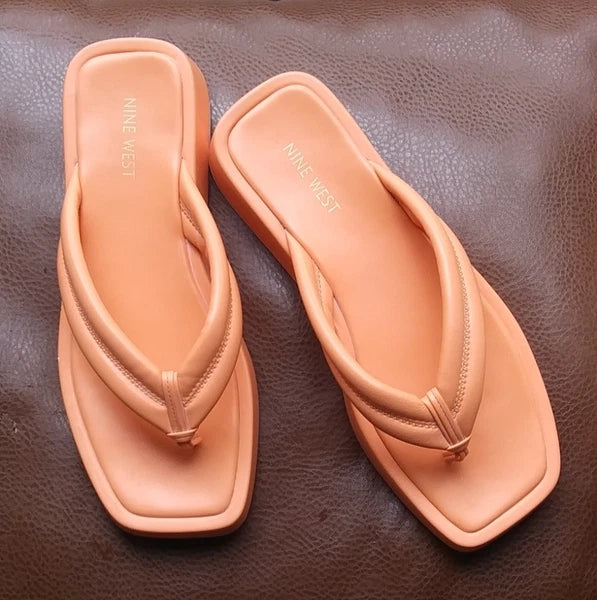 Nine West Flip Flop Style Orange Sandal Women's Size 8.5