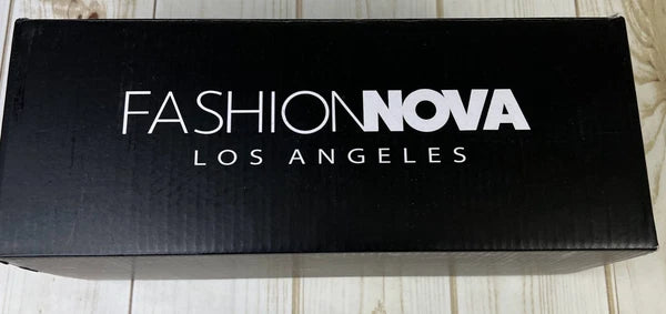New Fashion Nova Women's Casino Rainbow Baby Slides Size 8 Faux Fur NWB