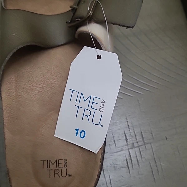 Time And Tru Buckle Stap Birk Style Tan/Green Sandal Size 10 New With Tag